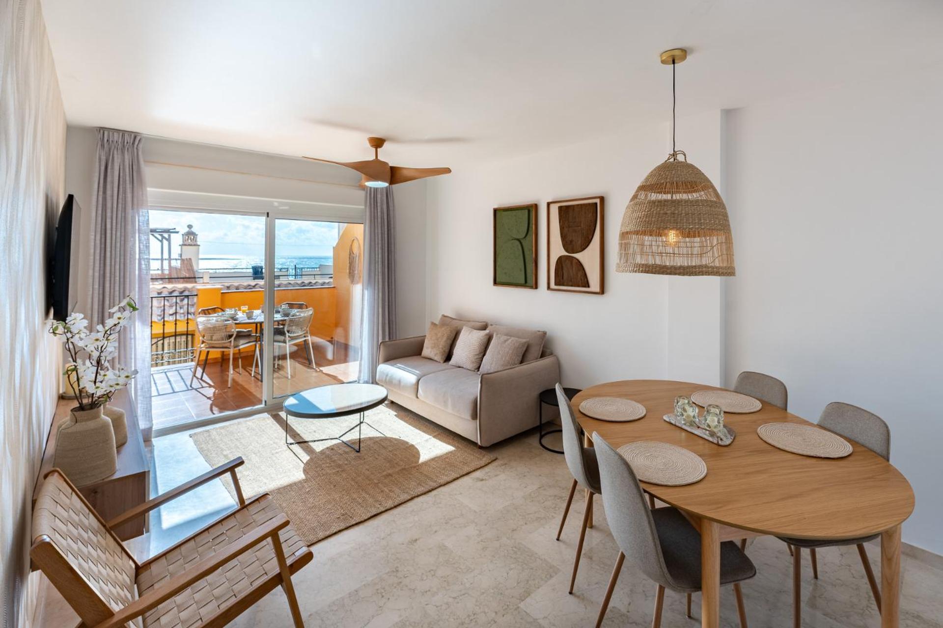 Horizon Del Mar, 2Bd Terrace, Sea View & Pool & Parking Apartment เบนัลมาเดนา ภายนอก รูปภาพ