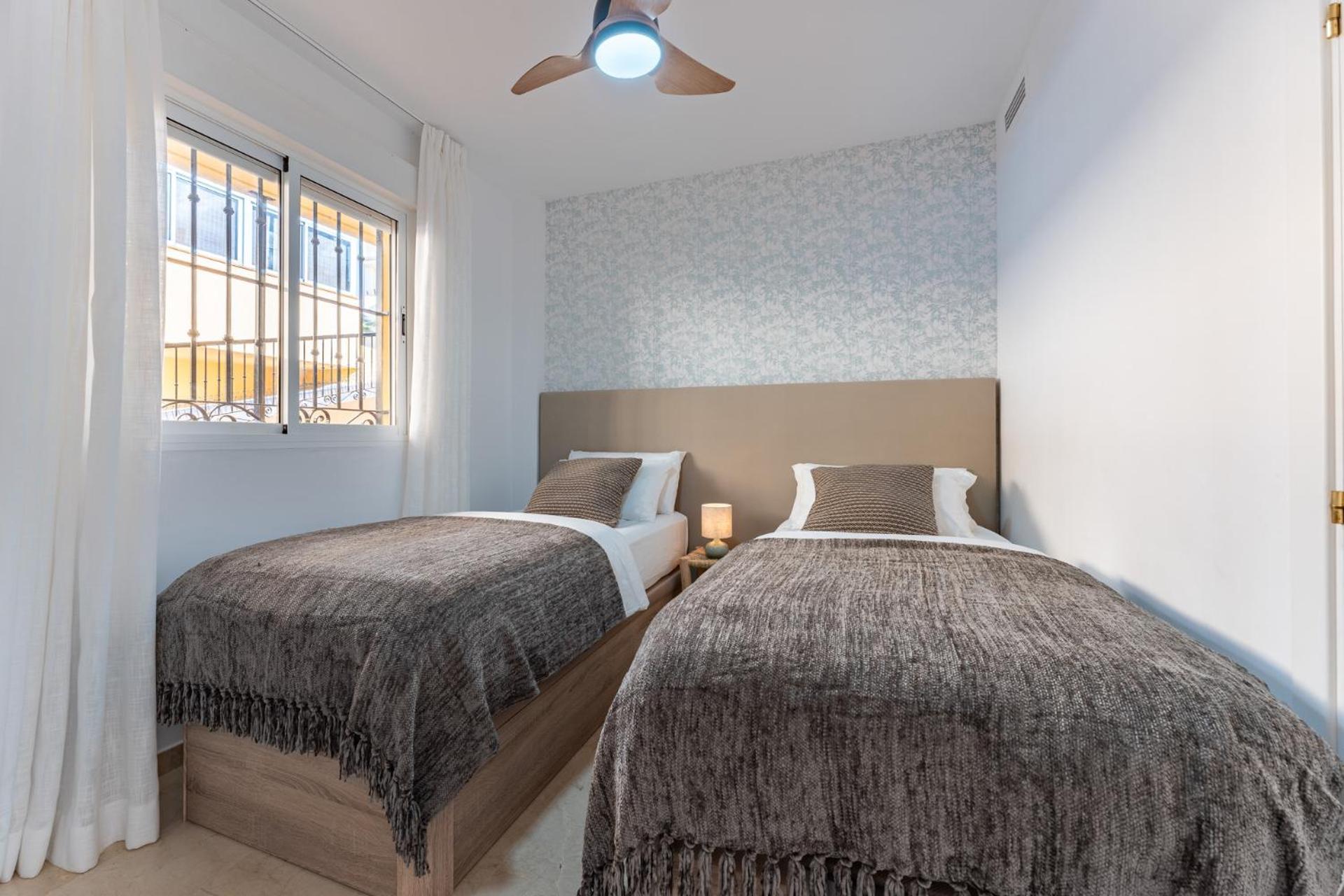 Horizon Del Mar, 2Bd Terrace, Sea View & Pool & Parking Apartment เบนัลมาเดนา ภายนอก รูปภาพ