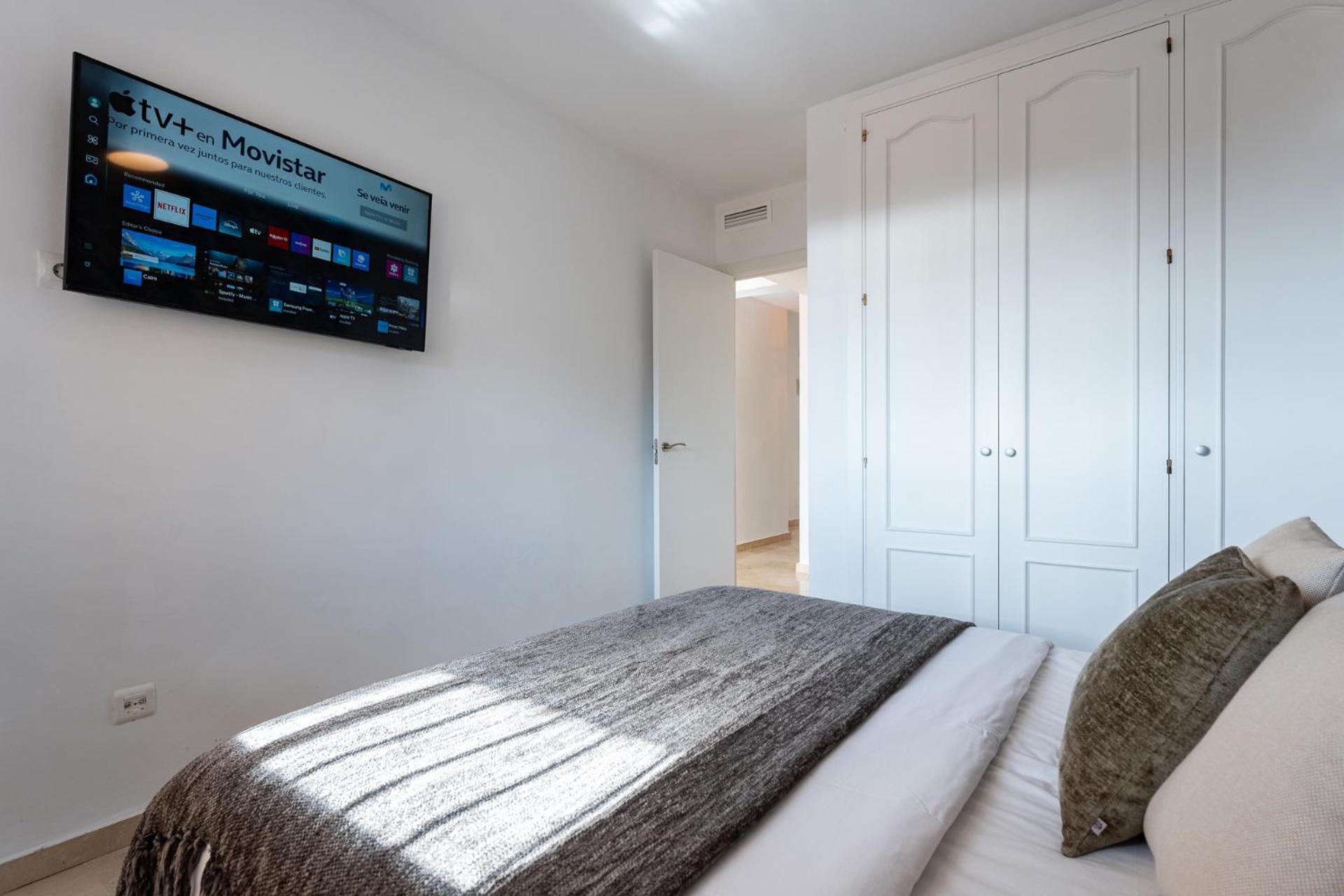 Horizon Del Mar, 2Bd Terrace, Sea View & Pool & Parking Apartment เบนัลมาเดนา ภายนอก รูปภาพ