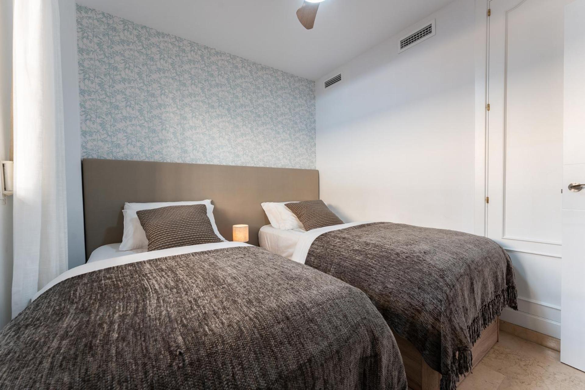 Horizon Del Mar, 2Bd Terrace, Sea View & Pool & Parking Apartment เบนัลมาเดนา ภายนอก รูปภาพ