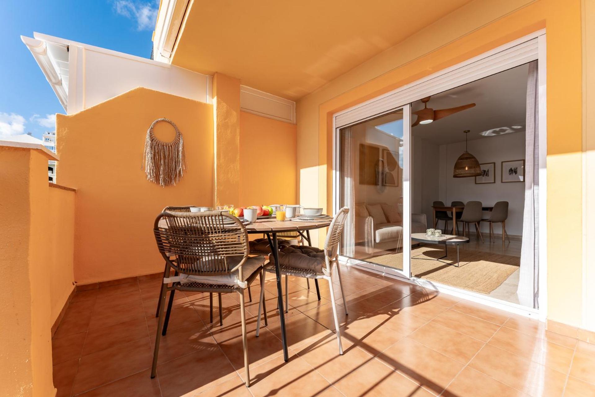 Horizon Del Mar, 2Bd Terrace, Sea View & Pool & Parking Apartment เบนัลมาเดนา ภายนอก รูปภาพ