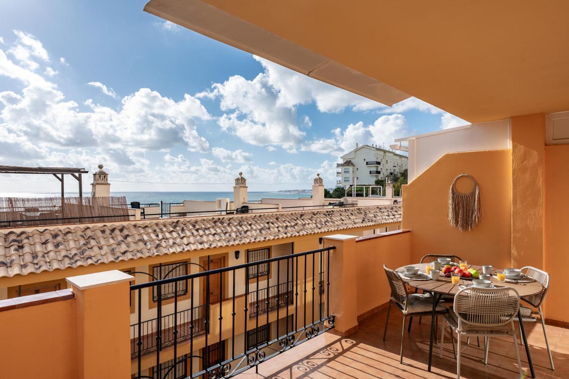 Horizon Del Mar, 2Bd Terrace, Sea View & Pool & Parking Apartment เบนัลมาเดนา ภายนอก รูปภาพ
