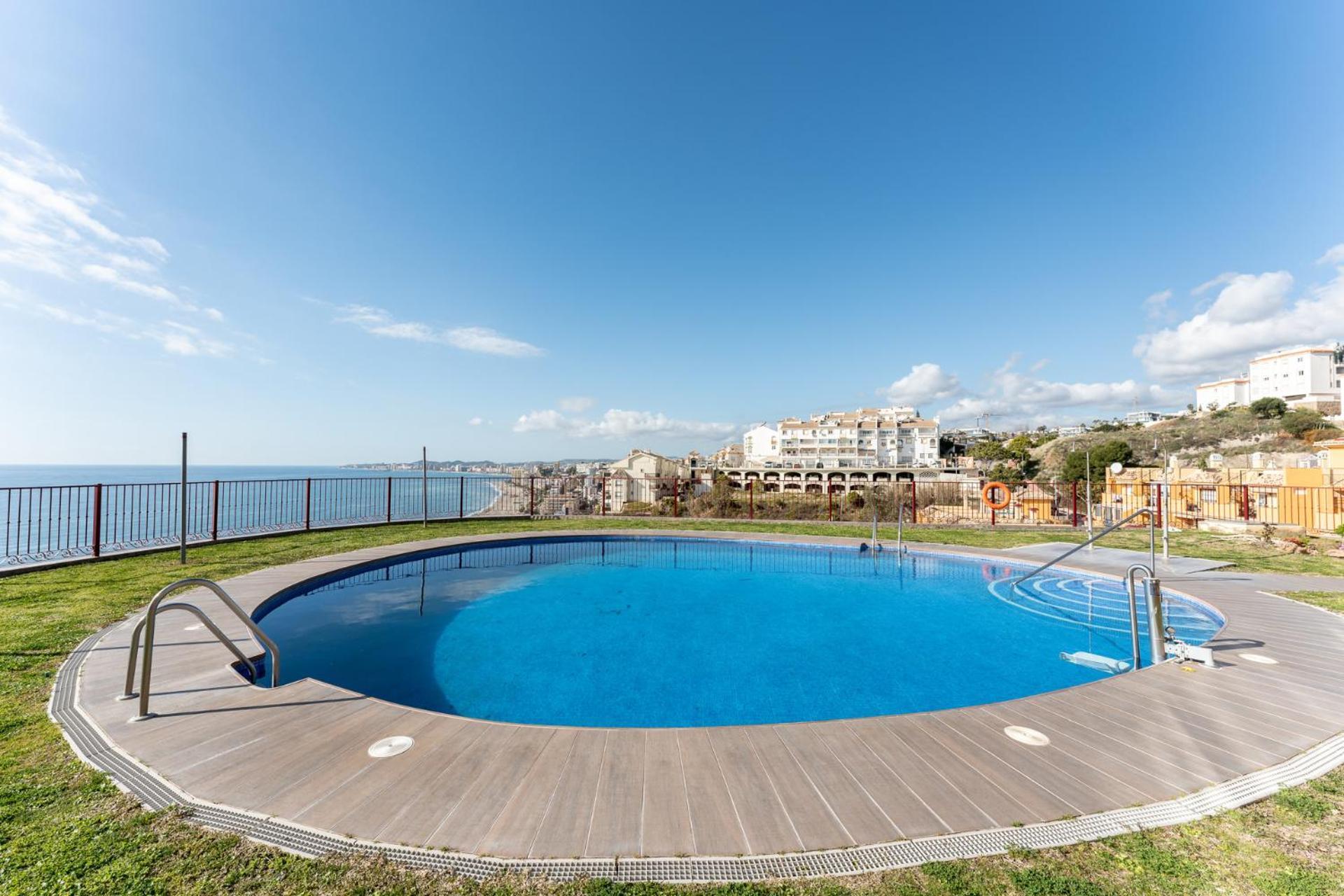 Horizon Del Mar, 2Bd Terrace, Sea View & Pool & Parking Apartment เบนัลมาเดนา ภายนอก รูปภาพ